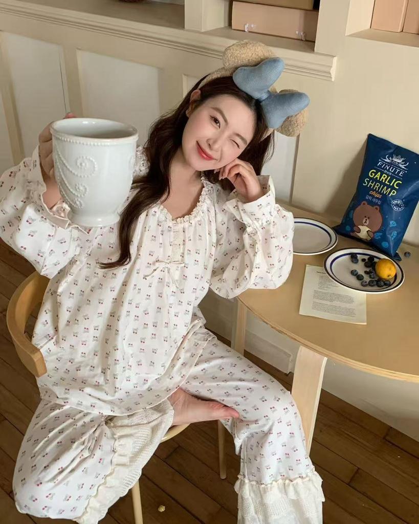 1011 new pajamas women's Korean small floral simple and comfortable lace set casual loose loungewear set