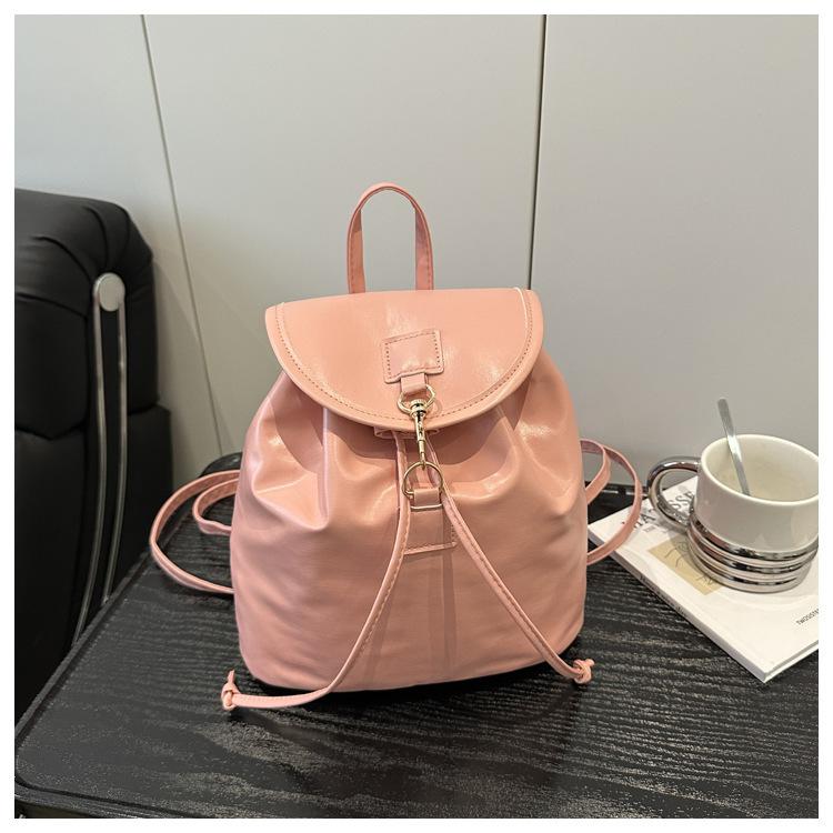 Fashiable and Versatile Backpack for Women, New Travel Bag, High-end Leather Casual Commuting Backpacks