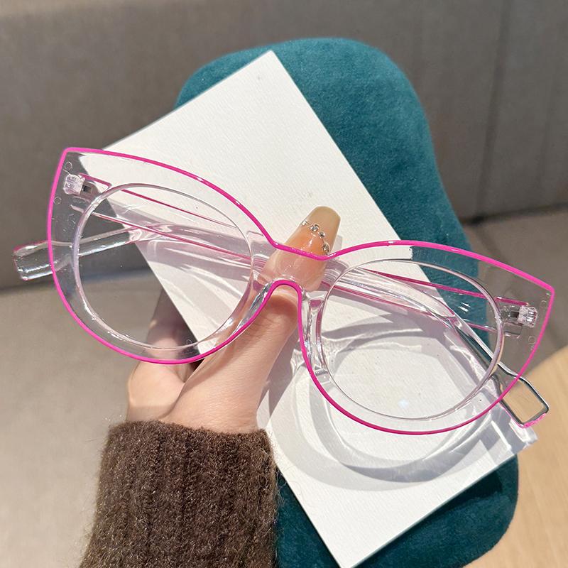 Fashionable Large Frame Cat Eye Presbyopia Glasses Anti Blue Light HD Reading Glasses with Strokes Trendy Design