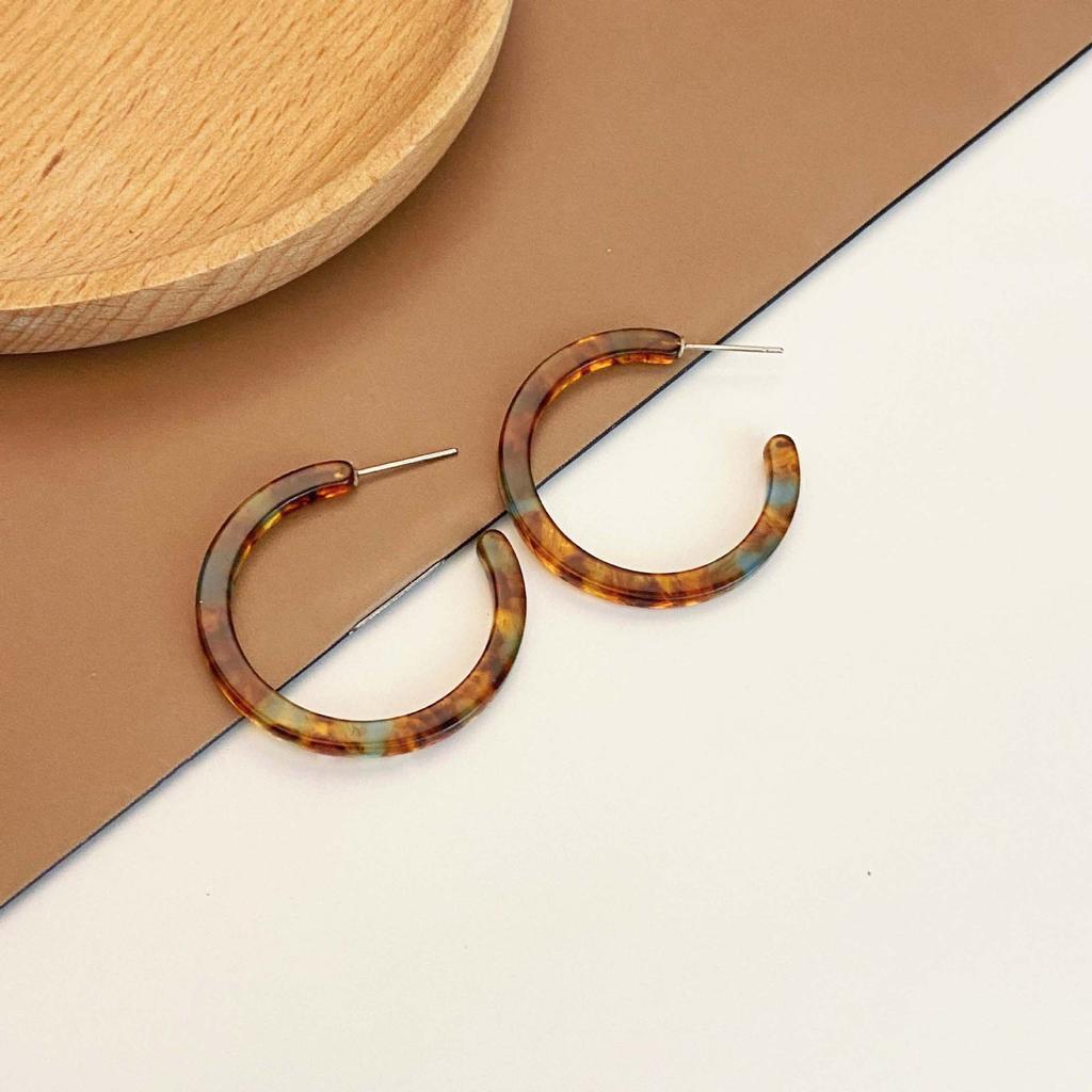 Nuovi orecchini colorati a forma di C con stampa leopardata, orecchini semplici ed esagerati per regali di gioielleria da donna