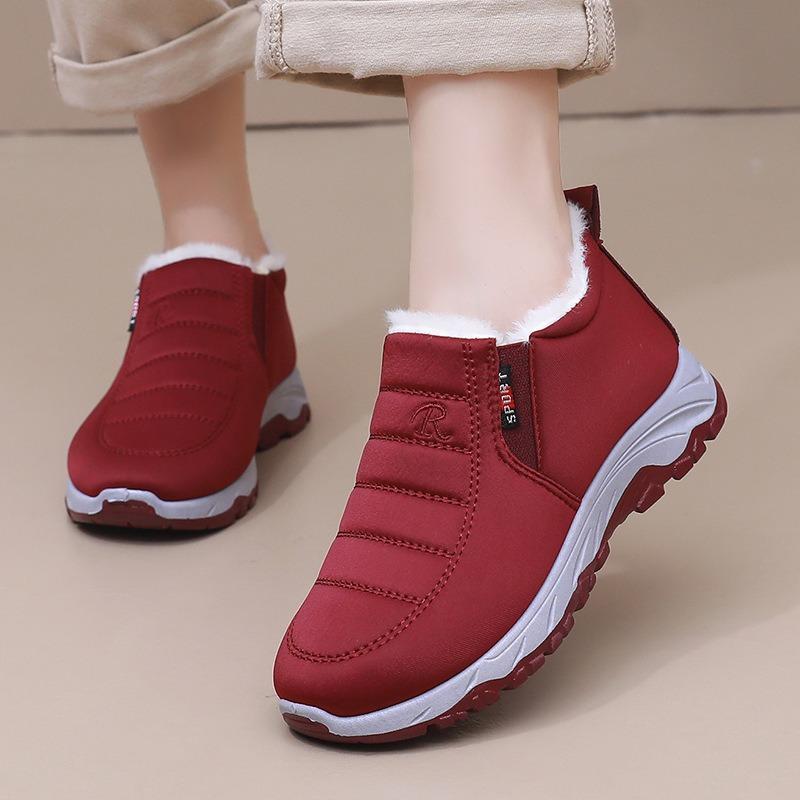 Winter new Beijing cloth shoes men's and women's snow boots piled and thickened soft-soled non-slip cotton shoes