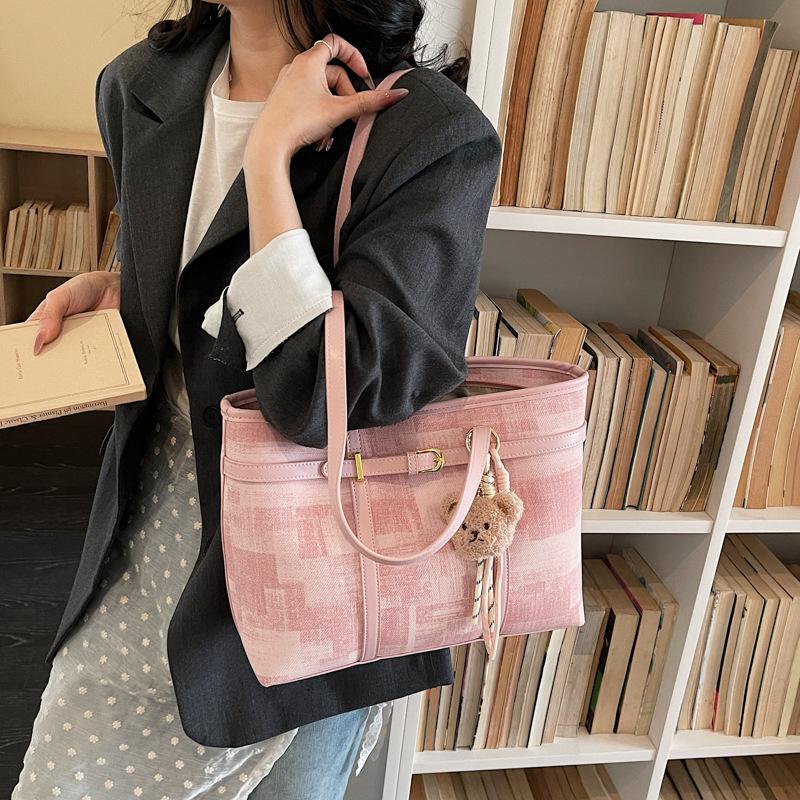 

New Fashi Large Capacity Shoulder Bags for Women Trendy Tote Office Simple Commute Bag Comfortable and Versatile Storage Bags
