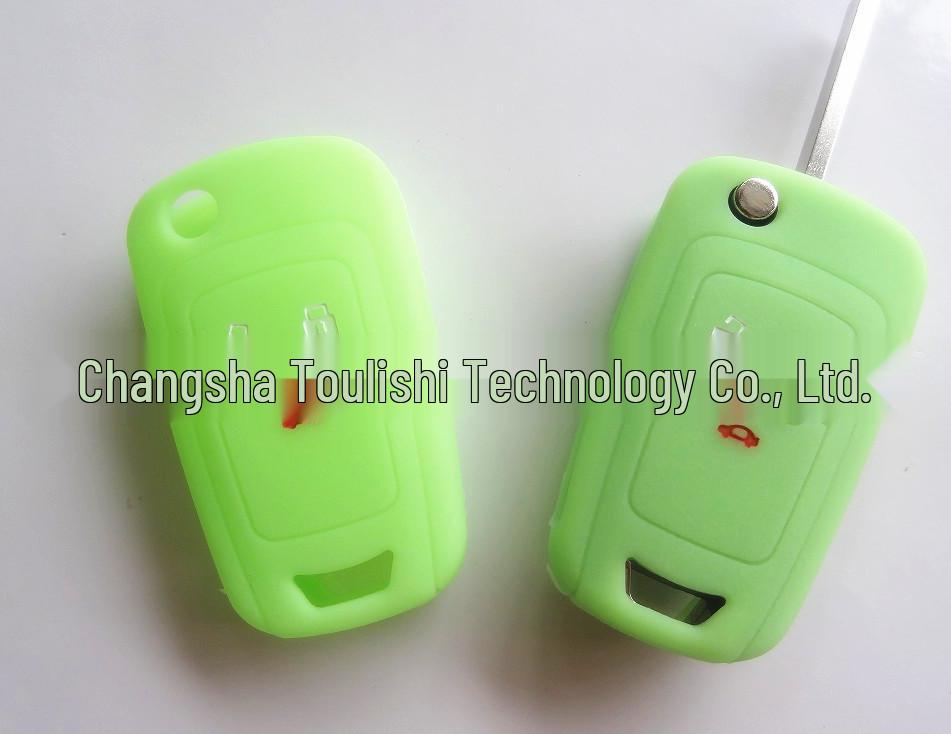 Silicone Key Cover for 3-Button Chevrolet Remote - Multi-Color Protective Shell.