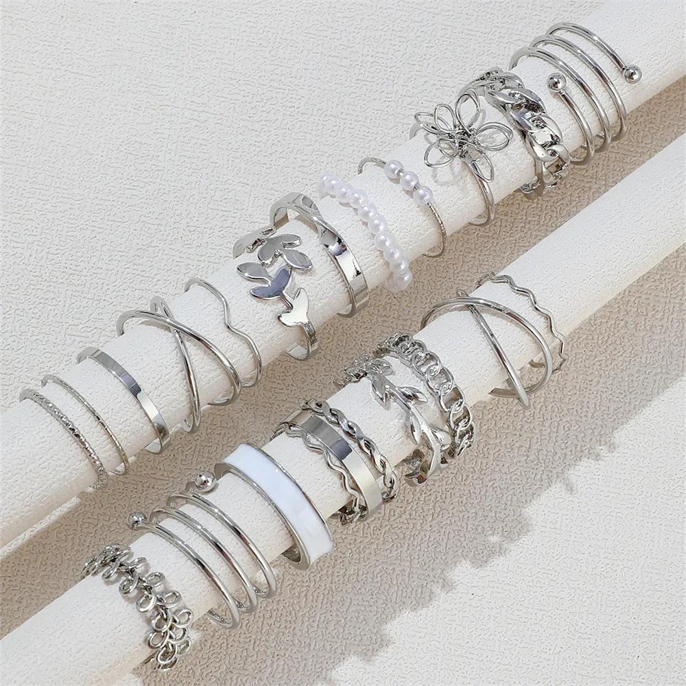 Ensemble de Bagues Géométriques pour Phalange Couleur Argent pour Femmes Perle Artificielle Chaîne Simple Bague de Doigt Bijoux Bohèmes Féminins Accessoires