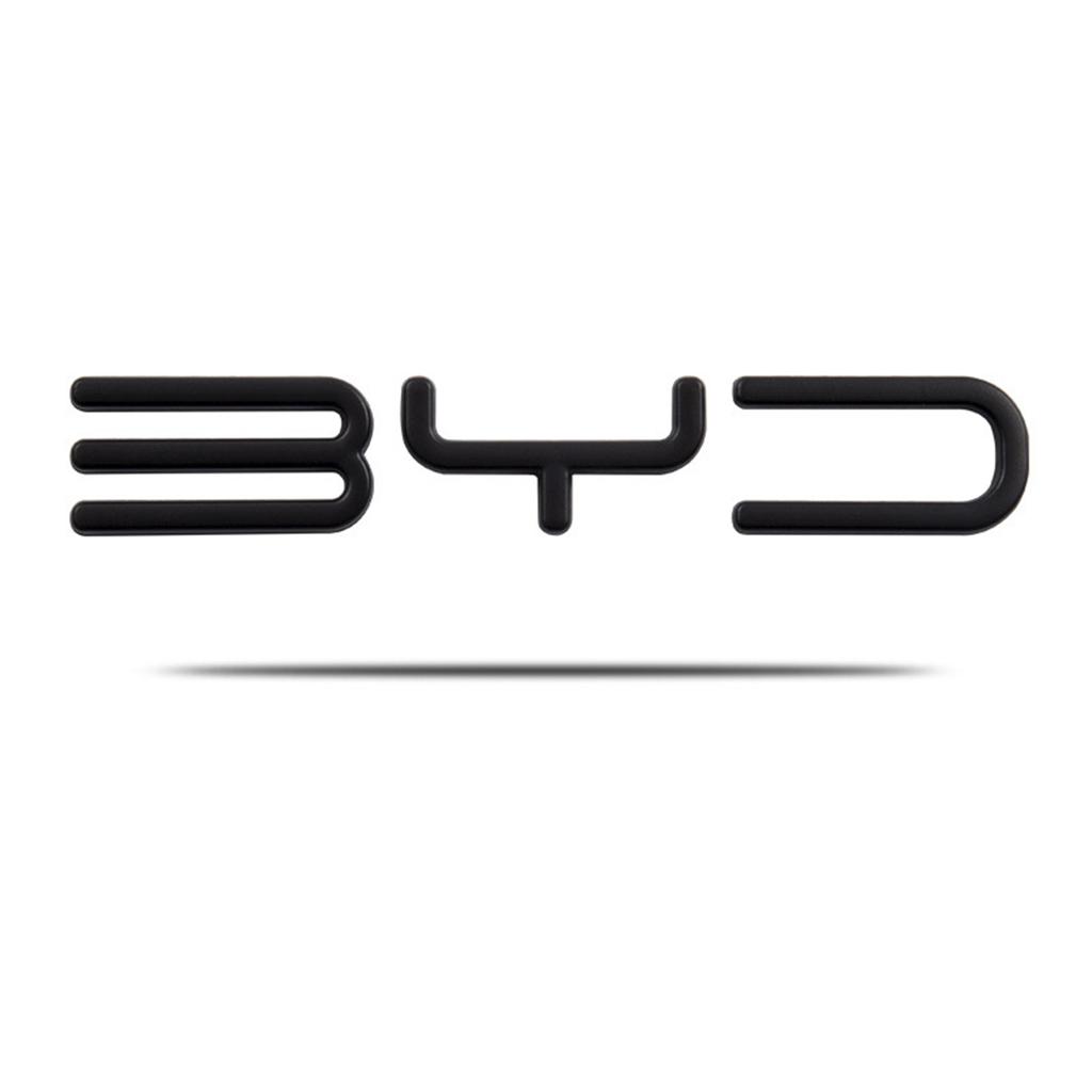 1 ks 3D kovové logo odznak s písmeny pro auto BYD Dekorace zadního kufru Nálepka Stylingové Auto Doplňky