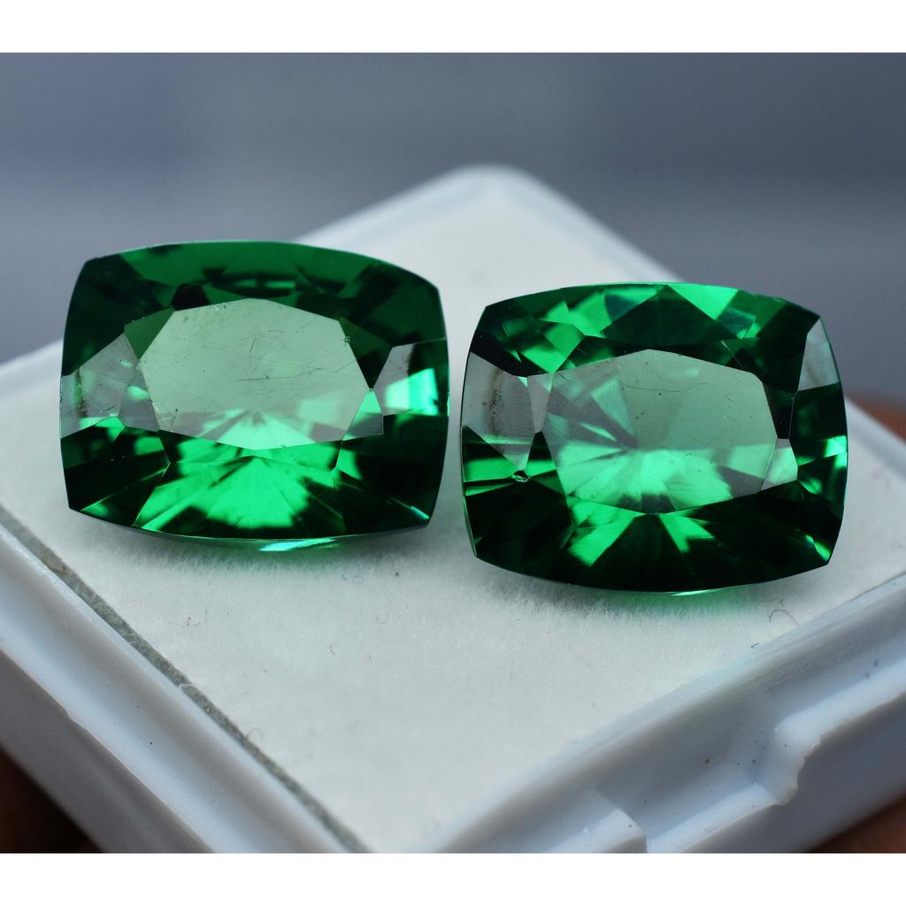 Natural Garnet Cushion Cut Green 15.11 Ct Loose Gemstone Pair For Ring