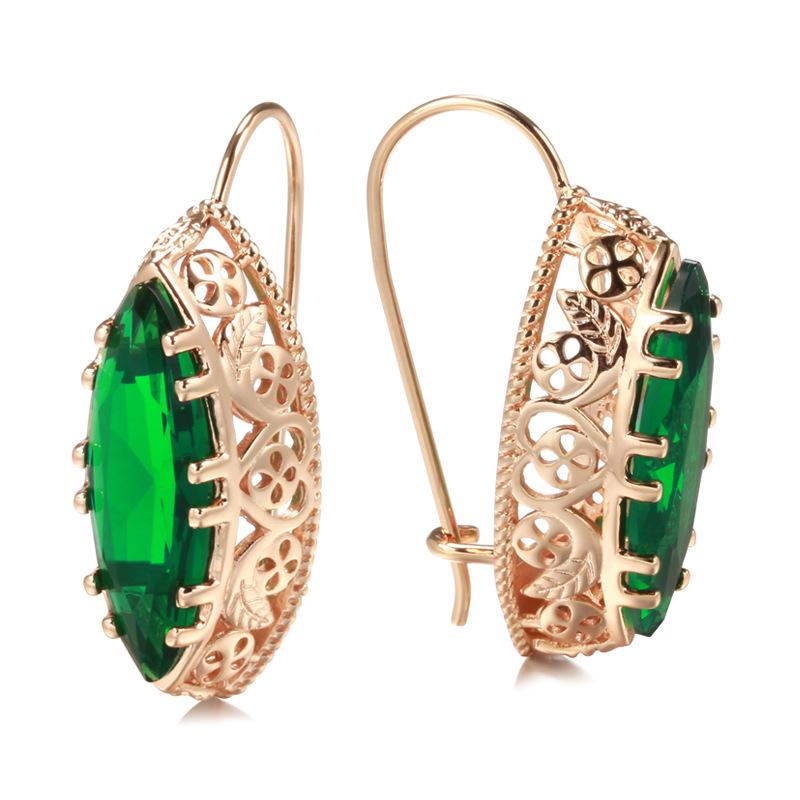 Heart-Shaped Zircon Earrings in 585 Rose Gold – Fashionable, Elegant, and In Stock