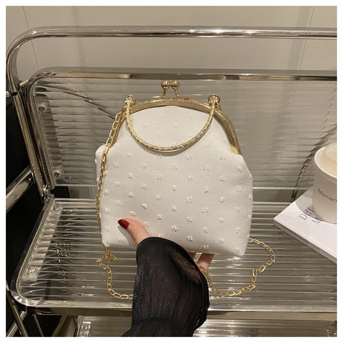 

Fashion Personality Stylish Simple Women s Simple Texture Lock Chain Evening Shoulder Messenger Bag білий