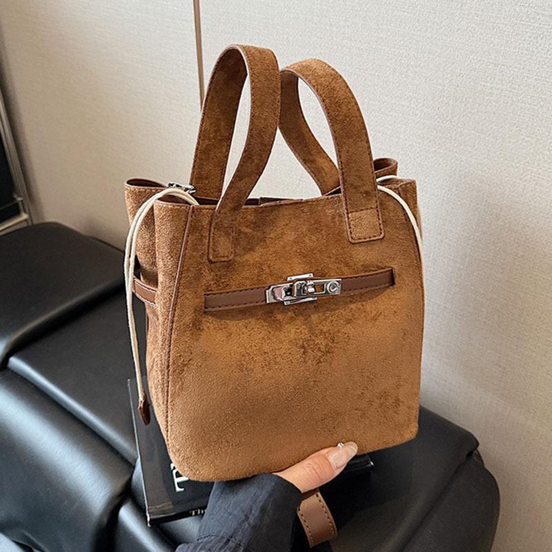 Suede bag women's autumn and winter new niche shoulder messenger bag matte retro portable bucket bag