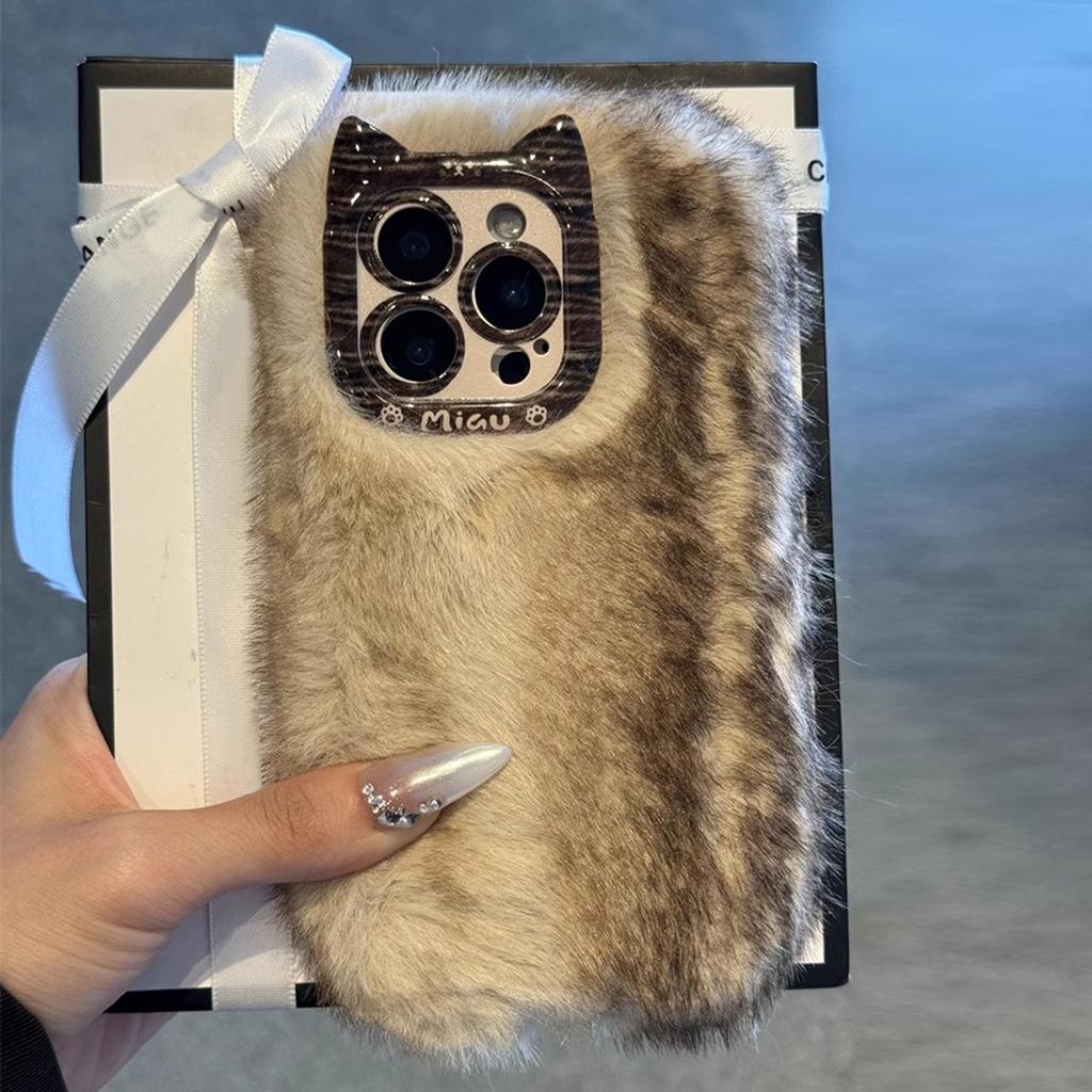 Stylový Osobnostní Gradientní Plyšový Kryt na Telefon pro iPhone 16 15 14 13 Pro Max