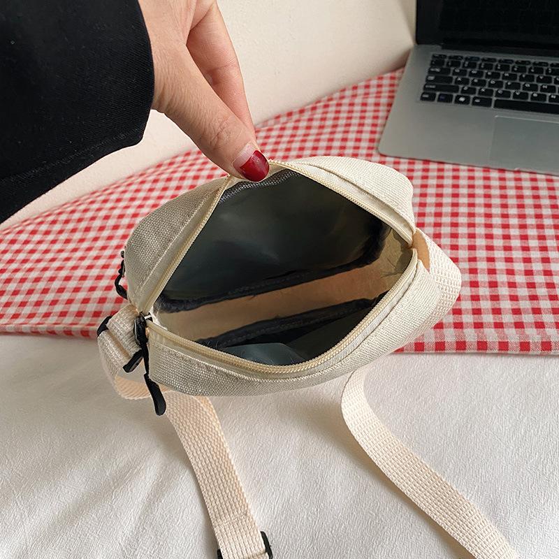 Animation niedliche Damentasche 2025 Herbst und Winter neue Mode Studentenpersönlichkeit literarische Schulter Umhängetasche Trendtasche