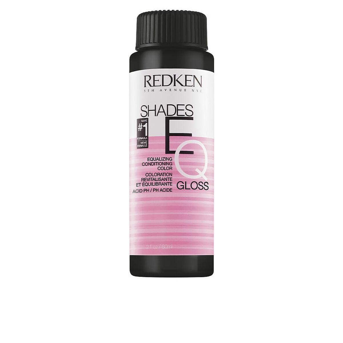 

Полуперманентная краска для волос Redken Shades Eq Gloss Orange Kicker 3 x 60 мл TU прозрачный