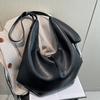 Hot Sale Casual Simple Style Fashion Personality Soft Pitot Bag Women's Versatile Large Capacity Commuter Shoulder Bag