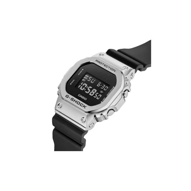 Casio Waterproof Quartz Movement Resin Strap Watch Unisex Watches Black GM-5600U-1