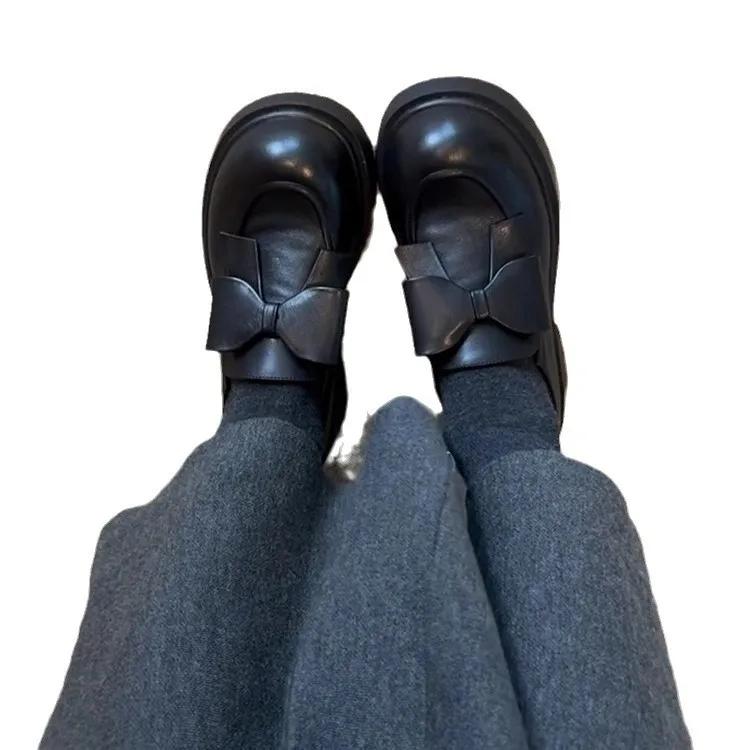 Fashion 2025 New Women's Loafers Bow Decor Round head Toe Flat Shoes for Women pu Leather Shallow Mouth Commuter Daily Casual Shoes