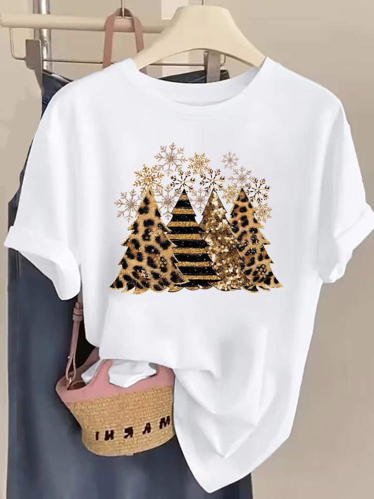 (Asian Size) lovely trend cute New Year T Shirt Christmas Clothing Women Fashion Festival Tee Top Print Woman Short Sleeve Graphic T-shirts