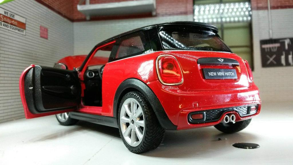 Willy 1/24 scale Mini Cooper S Hatchback 2-Door 2015 (Red) [Parallel Import]
