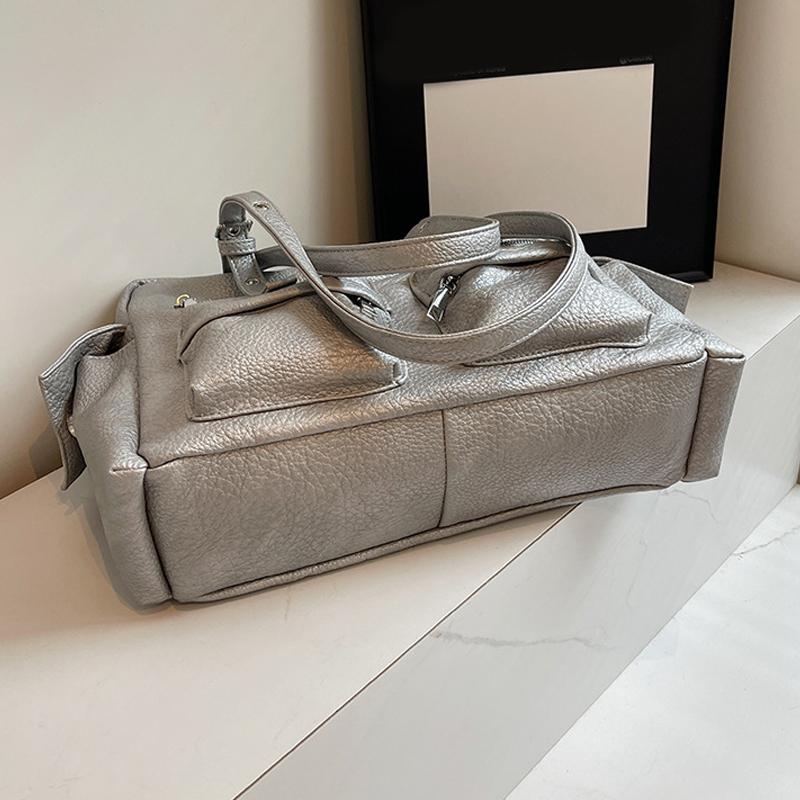 Women PU Leather Shoulder Bag Multi-Pockets Underarm Bag Solid Color Versatile Commuting Handbag Adjustable Strap Tote Bag ARI