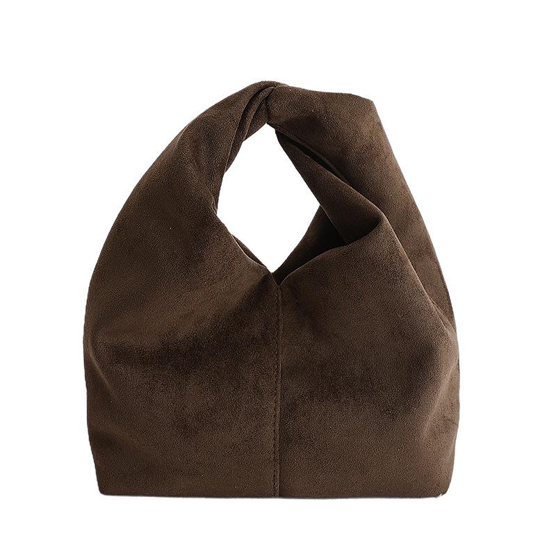 Hand-held Cloud Bag with Pleated Design, Featuring A Sophisticated and Simple Style of Handbag.