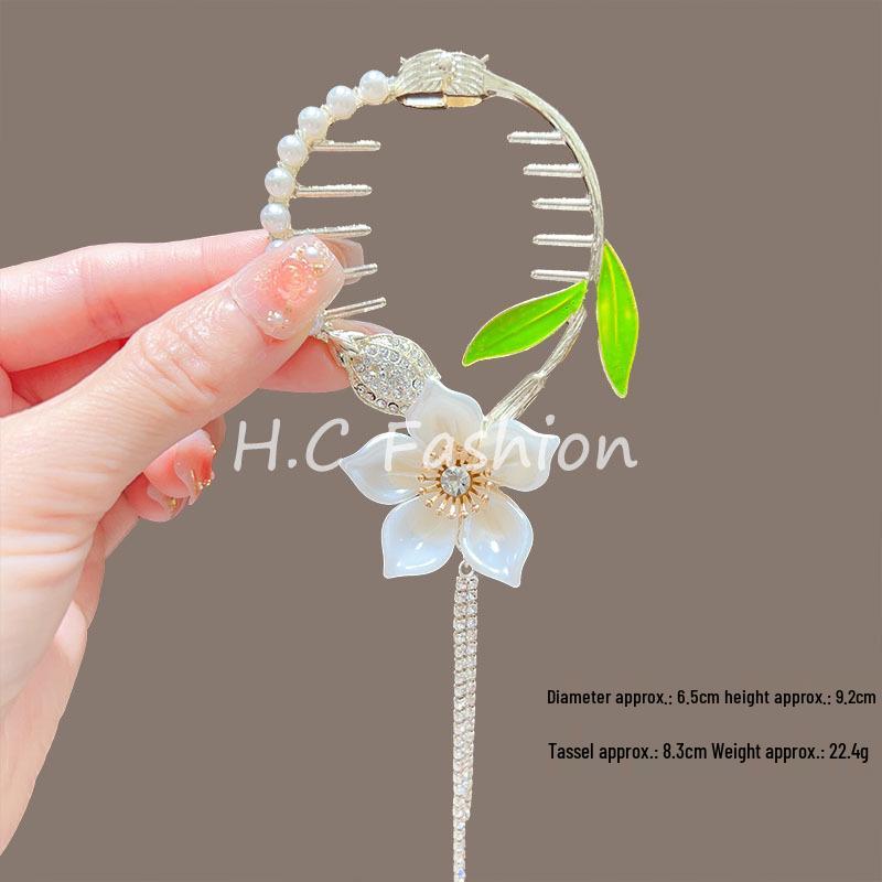 Elegant Lily of the Valley Tassel Hairpin: Timeless Updo Clip for a Refined Look