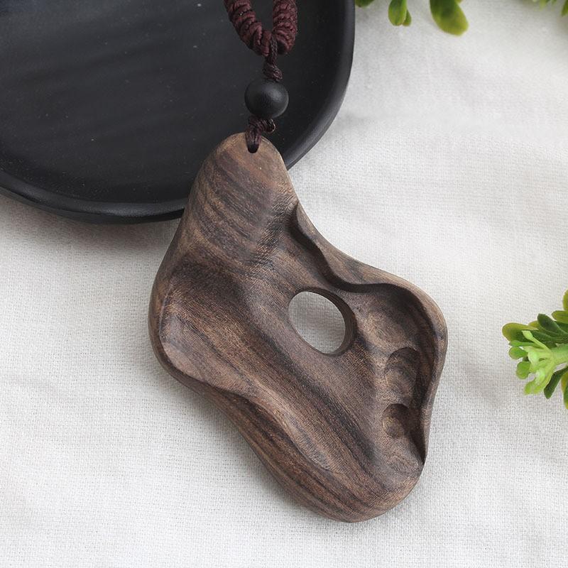 Handmade Wooden Pendant Necklace Ethnic Boho Style Long Chain Leaf Design Natural Women