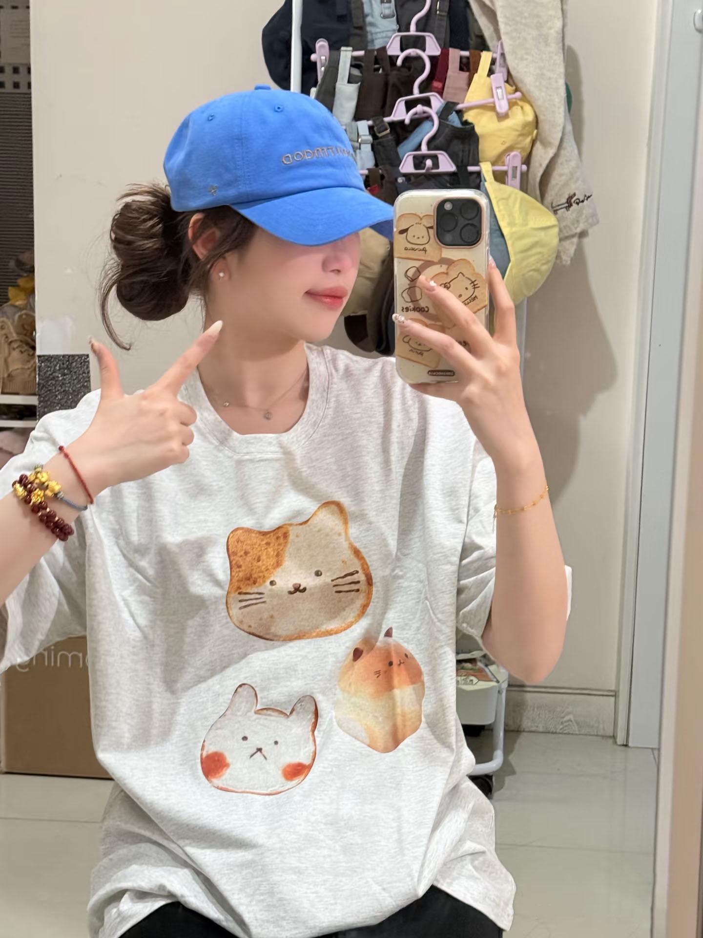 

Женская летняя футболка 2025 года свободного кроя из чистого хлопка с прямым плечом - Уникальный и стильный дизайн L