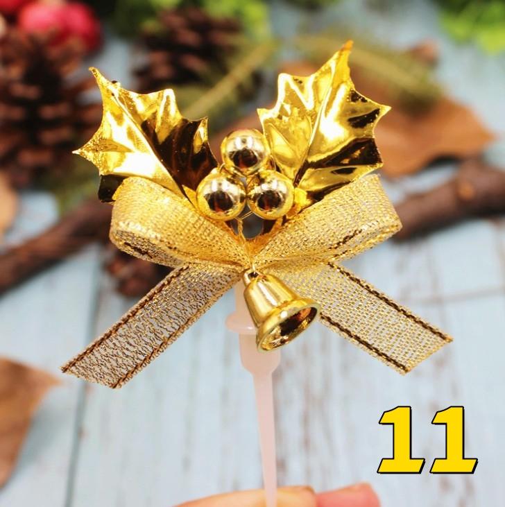 10PCS Merry Christmas Cake Toppers Cartoon Xmas Tree Cake Decor Snowman Happy New Year Cupcake Toppers Decor For Party Wholesale