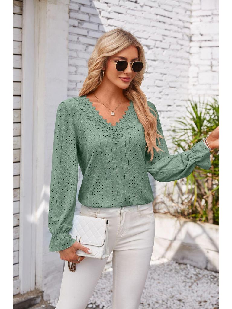 2024 Women's Solid Color V-Neck Long Sleeve Casual Loose T-Shirt