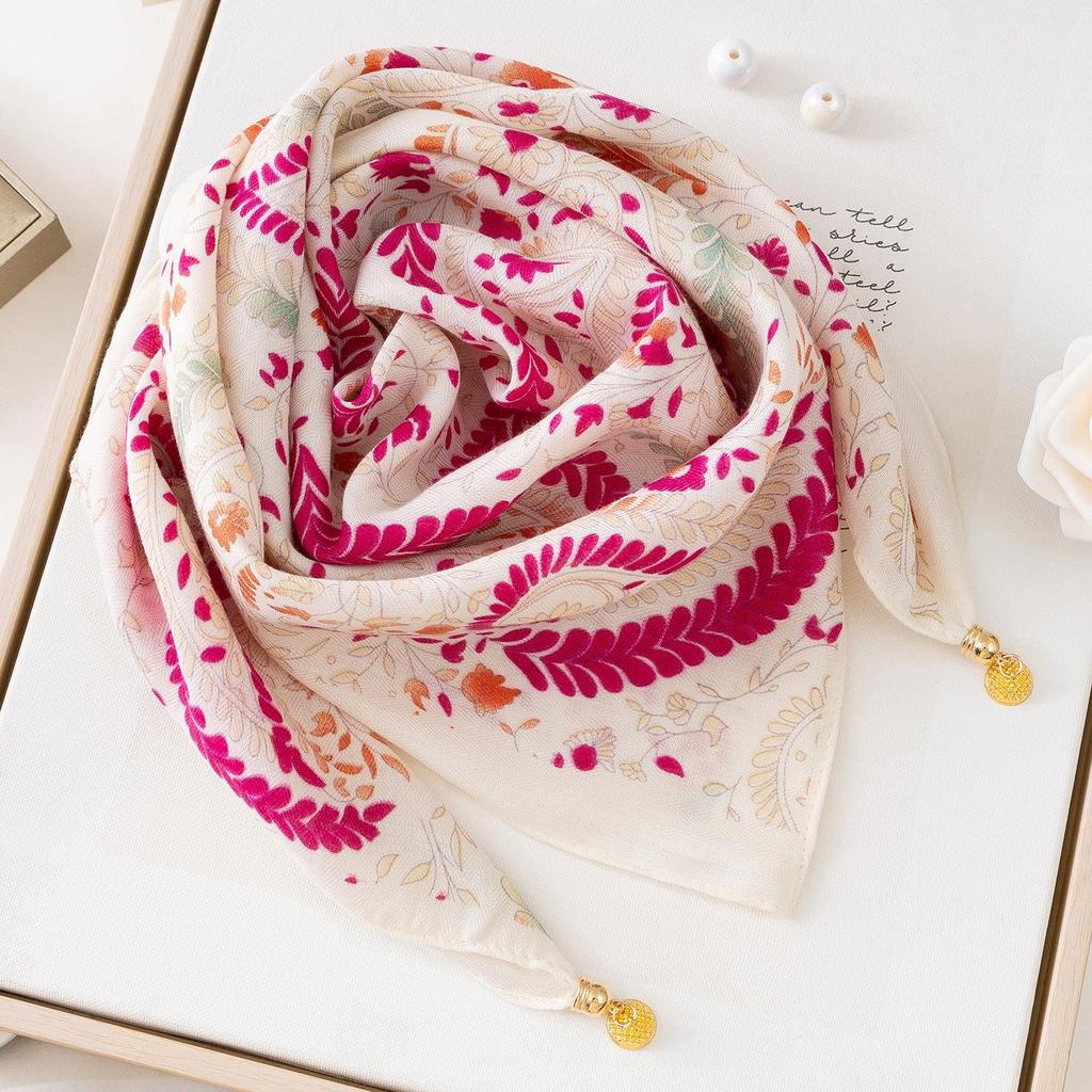 Women's Magnetic Buckle Cotton Scarf - Stylish, Lightweight, Comfortable Neck Protection