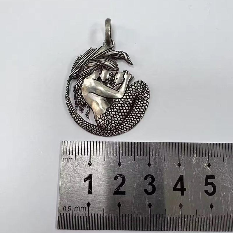Fashionable Mermaid Pendant Necklace Geometric Pattern Men Decoration Women