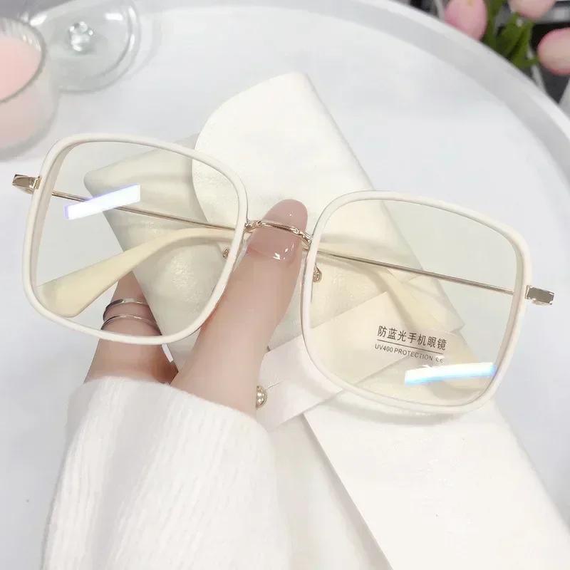 Large Square Frame Woman Glasses Ins Fashion Transparent Reading Glass High-definition Anti-blue Light Computer Eyeglass