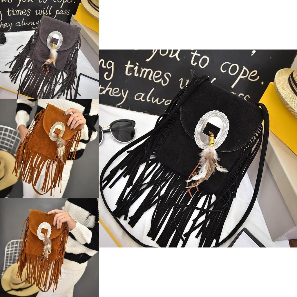 Bohemian Feather Tassel Shoulder Bag With Polyester Lining For Casual Outings