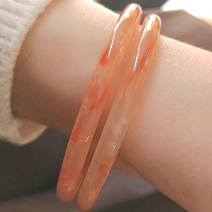 Elegant Chinese Style Jingle Bracelet: Ice-Transparent, Non-Fading Round Bangle Collection