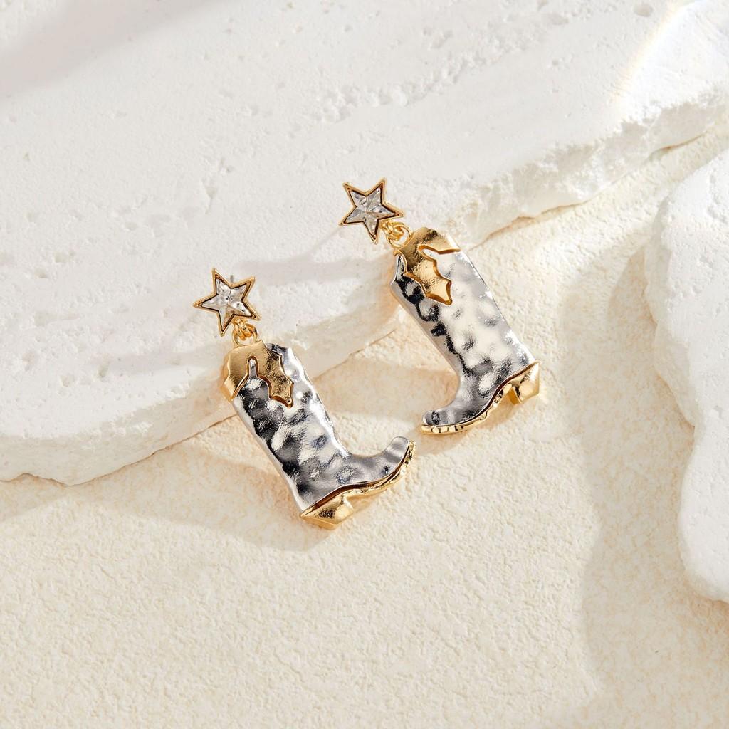 Retro Catching Eye Five Pointed Star Alloy Earrings Ideal For Women Trendy