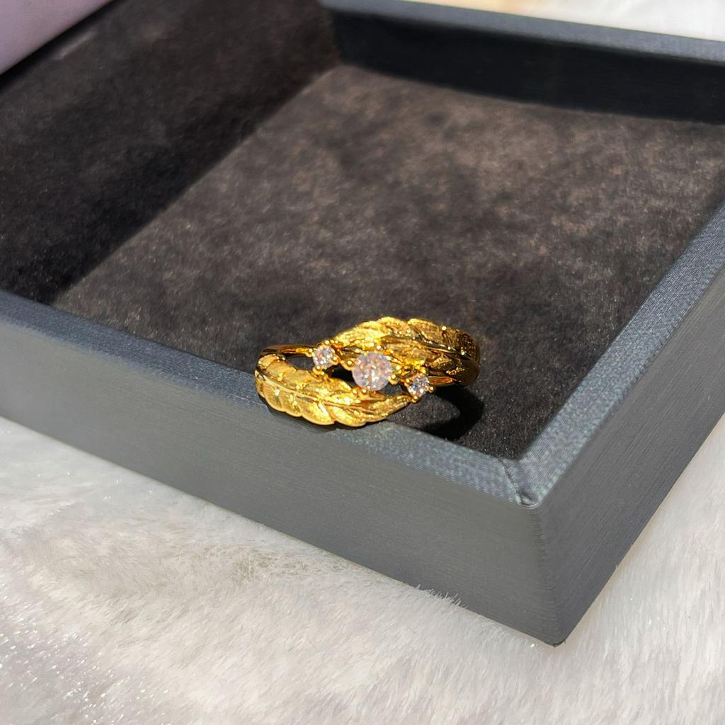 Butcher Brass Small Four-Leaf Clover Purple Chalcedony Pine Necklace Double-Sided Wear Old Money Light Luxury Premium Clavicle Chain