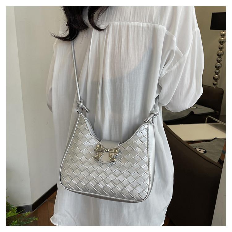Stylish Casual Woven Tote Bag For Women Vintage Hobo Bag With Soft Pu Material