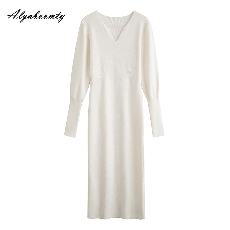 

Корейский стиль Осень Зима Женское базовое платье-свитер V-образный вырез Бежевое вязаное платье Элегантное женственное Вязаное миди Эластичное Теплое платье One Size бежевый