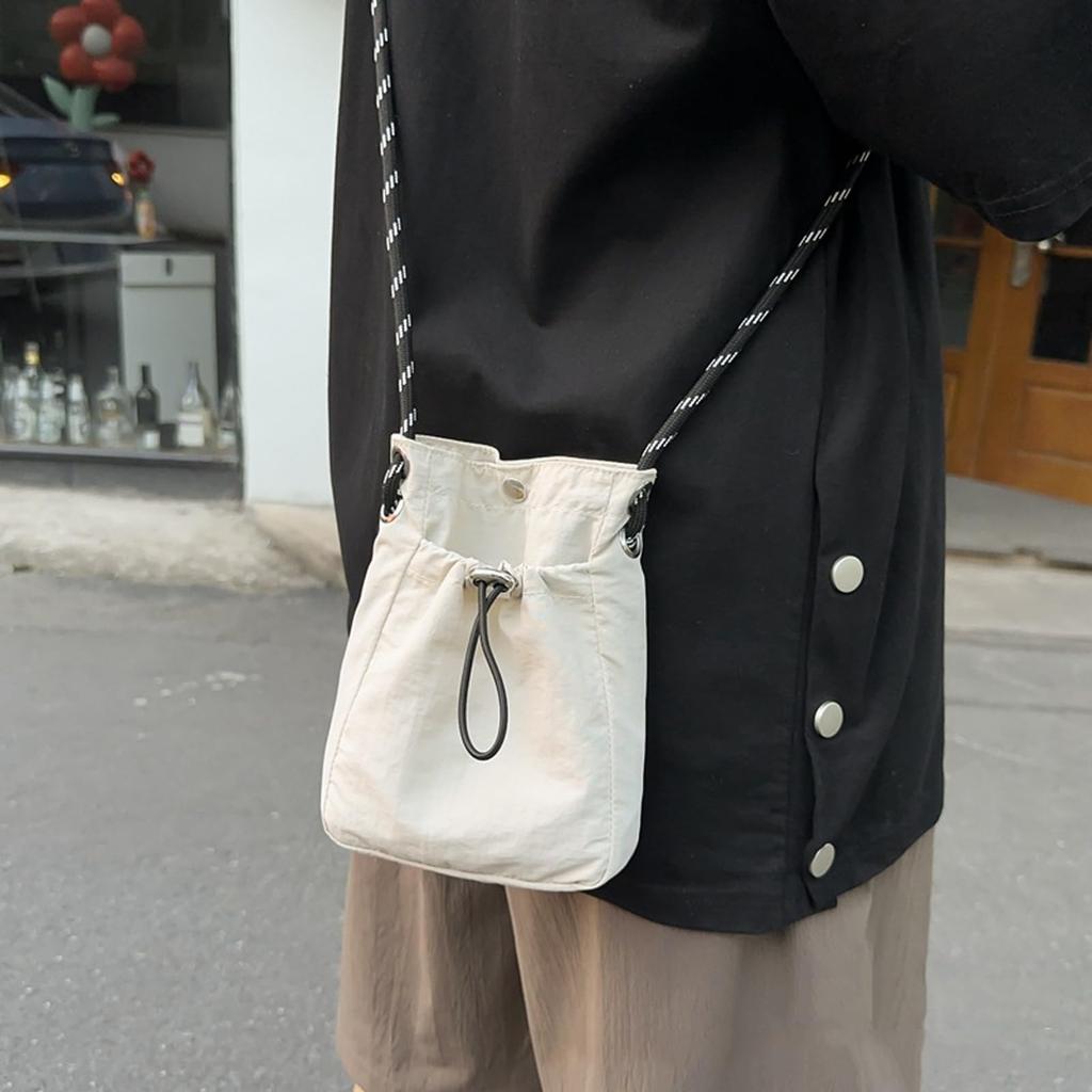 [fourfivesix Haru] Smartphone-Tasche, Mini-Umhängetasche für Damen, Klein, Leicht, Crossbody-Tasche, Mini-Pochette, Unisex, Lässig (Schwarz)