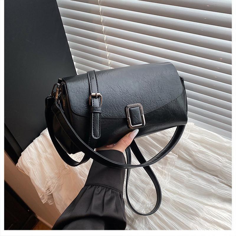 IELGY Soft Leather Simple All-Match Shoulder Messenger Bag Ladies Retro Commuter Small Square Bag