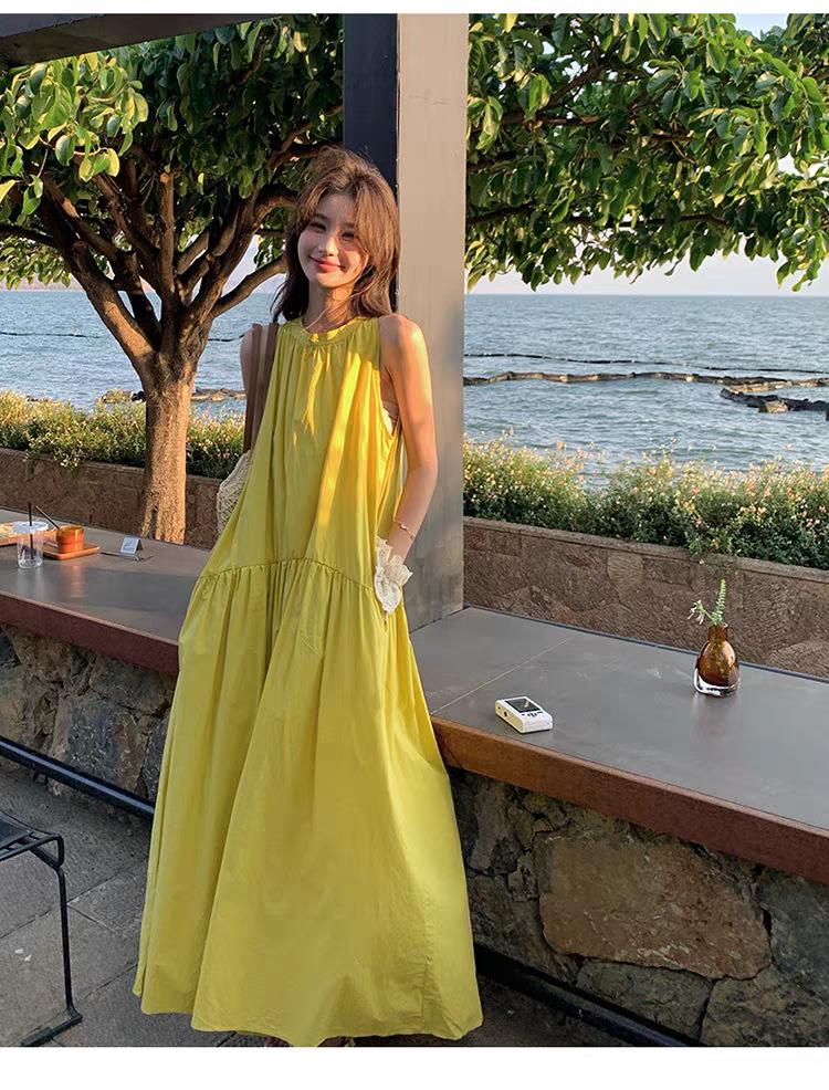 Elegant Yellow Sleeveless Halter Neck A-line Dress - Women's Retro Resort Style.