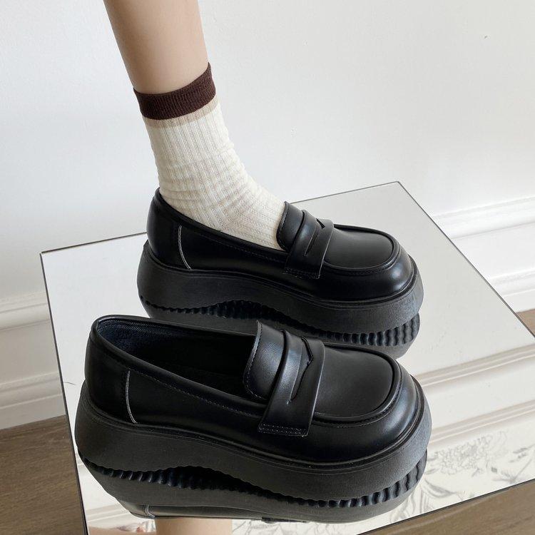 Size 35-42, large size women's shoes 41 fat feet, platform British style spring leather shoes, women wear one pedal autumn single shoes