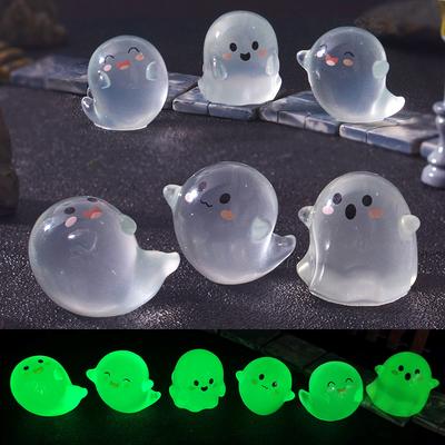 Halloween Cute Ghost Glow-in-light Gardening TrinketA Small Accessory for Car Center Console Decoration