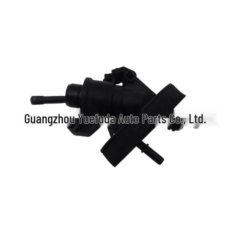 Clutch Master Cylinder D651-41990A/CN15-7A543-BB for 2009 Fiesta Grooves