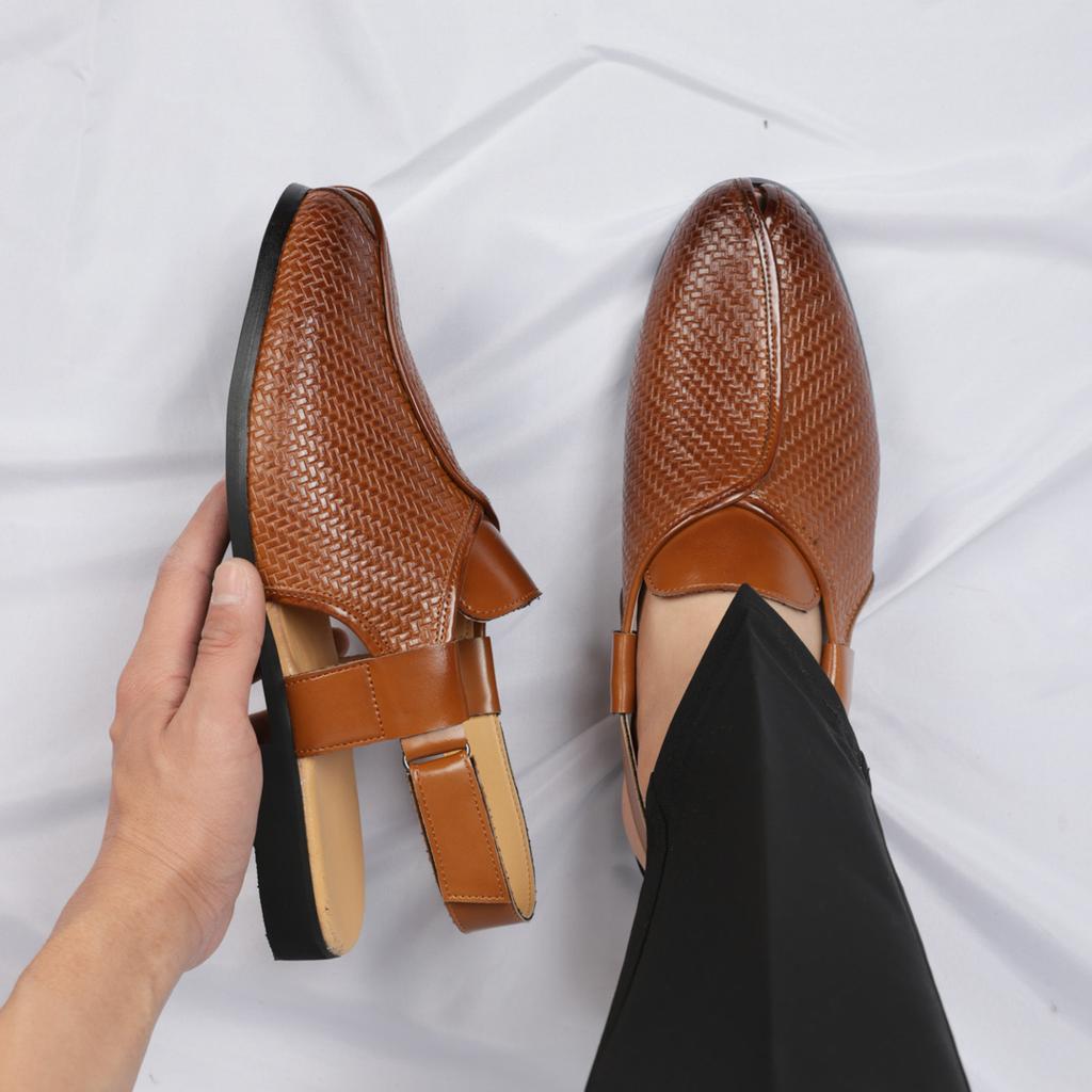 Summer Fashion New Men's Gladiators Peep Toe Strap Buckle Casual Shoes Breathable Beach Sandals Outdoor Slippers Plus Size 38-46