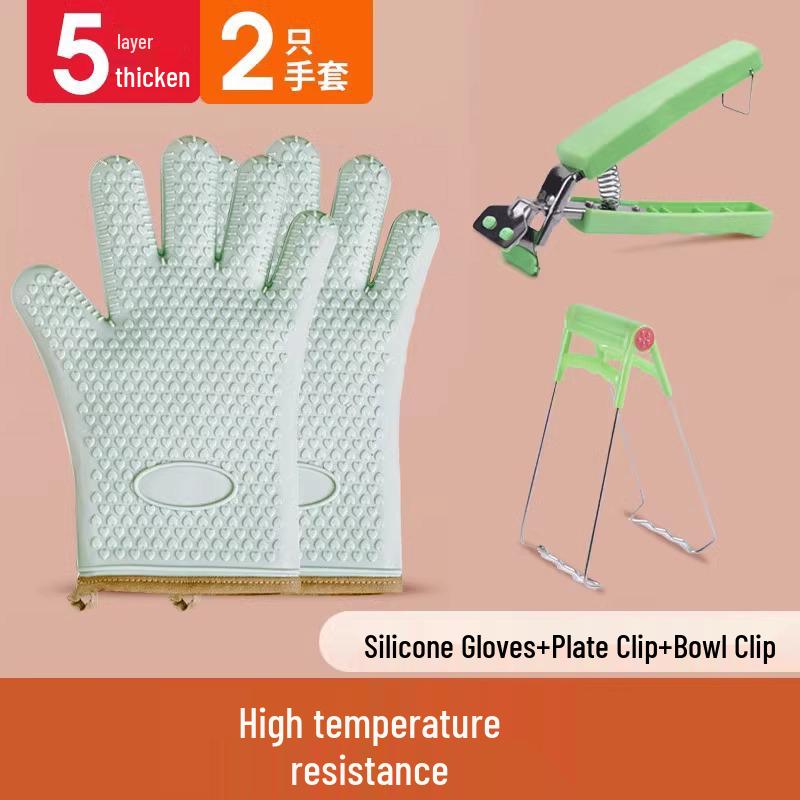 Heat-Resistant Silicone Oven Gloves: Anti-Scald, Non-Slip, Thickened for Baking and Steaming.