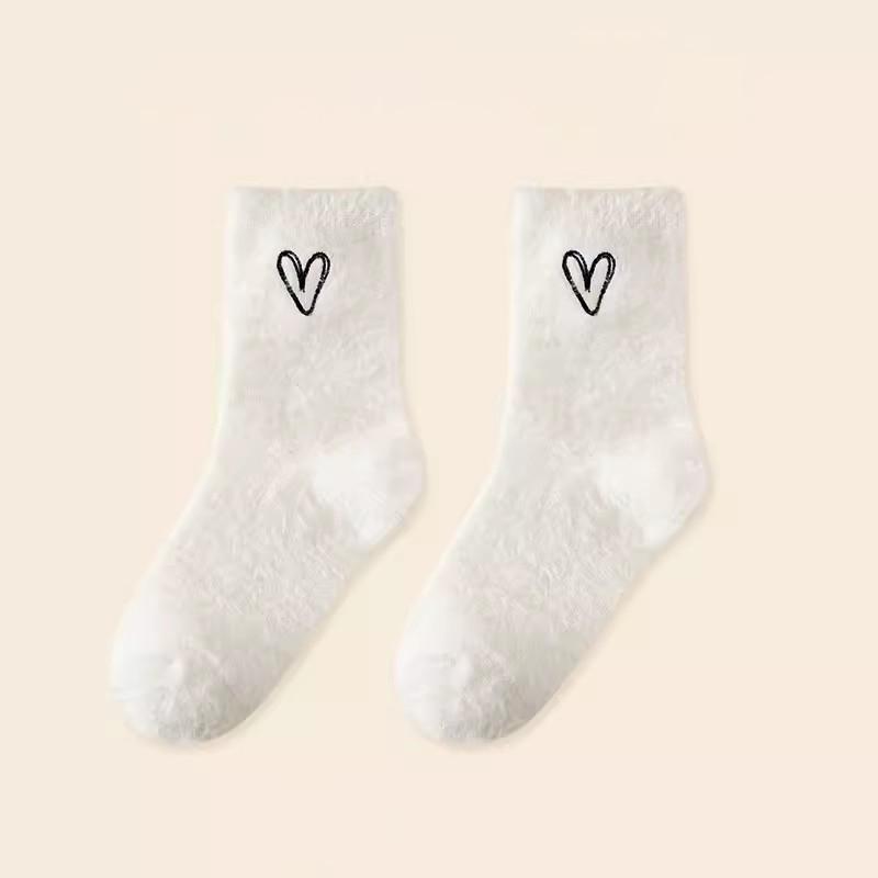 

1/2pairs Women Winter Socks Warm Soft Fluffy Bed Socks White Black Love Ladies Home Floor Slipper Mink Fur Thicken Fleece Sock