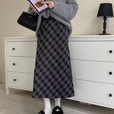 Hong Kong-Style Retro Plaid High-Waisted Slim Maxi Skirt for Women