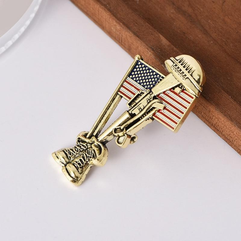 Historical Soldier Memorial Pin High Quality Metal Men's Armed Accessories Unique Bagde For Display And Wear