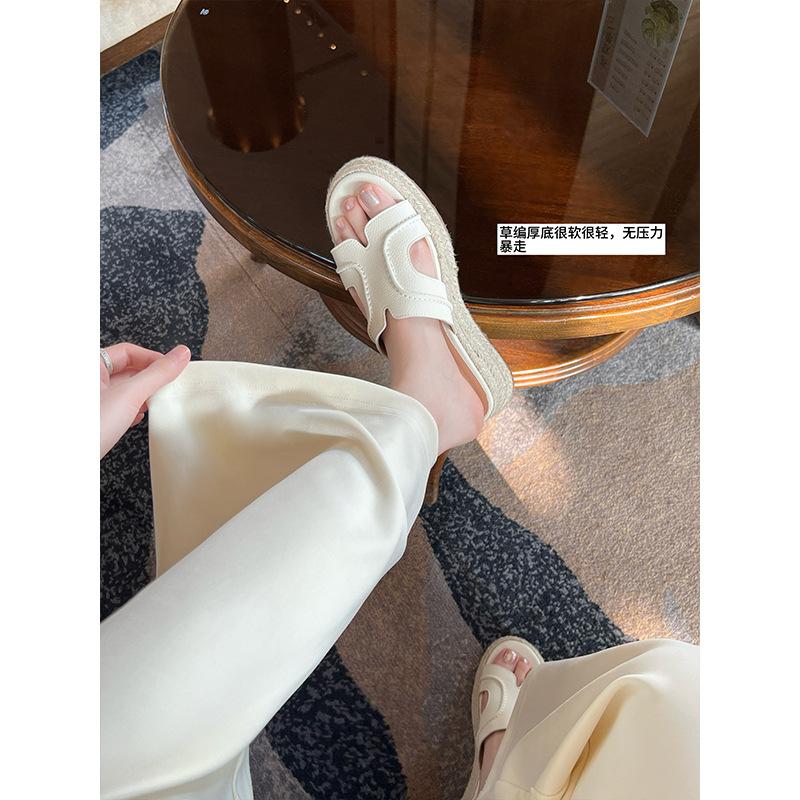 [Soft sheepskin] Ruth's same straw-woven thick-soled Uncle Zhou's house 5.5cm one-word H-slope heel fisherman sandals women's drag