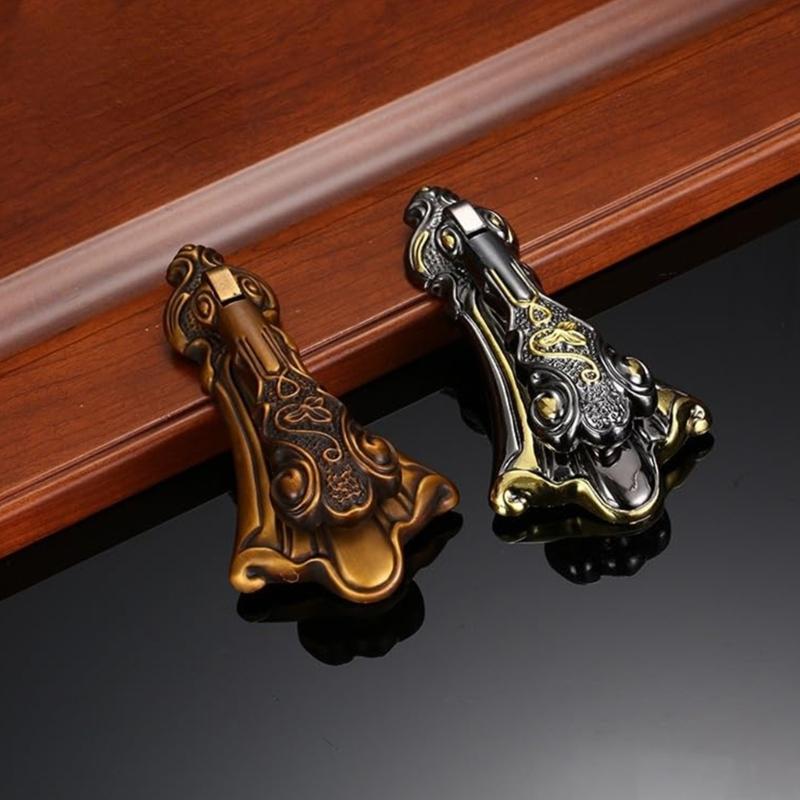 Comfortable Grip Retros Zincs Alloys Door Knocker for Rusts Proof Charm Simple Installation Suitable for Various Door